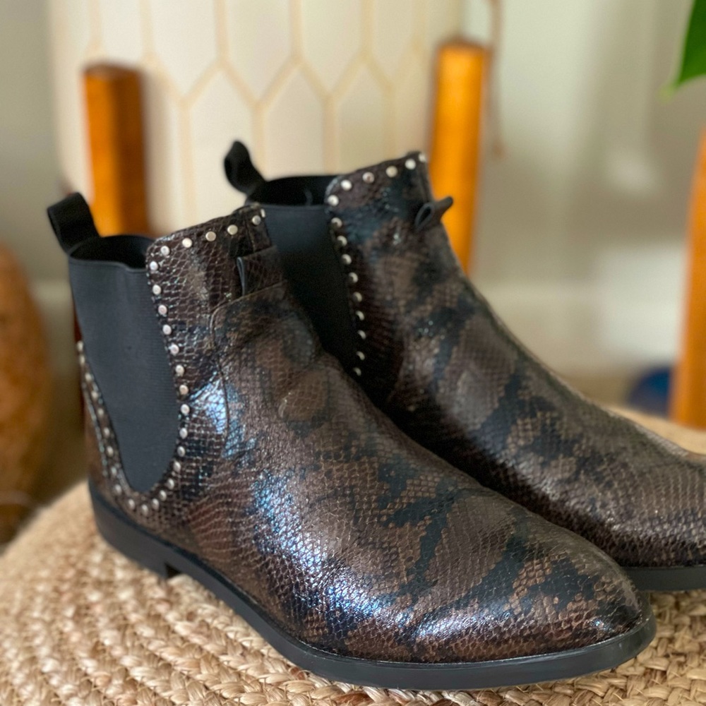 Zara snake boots size 10